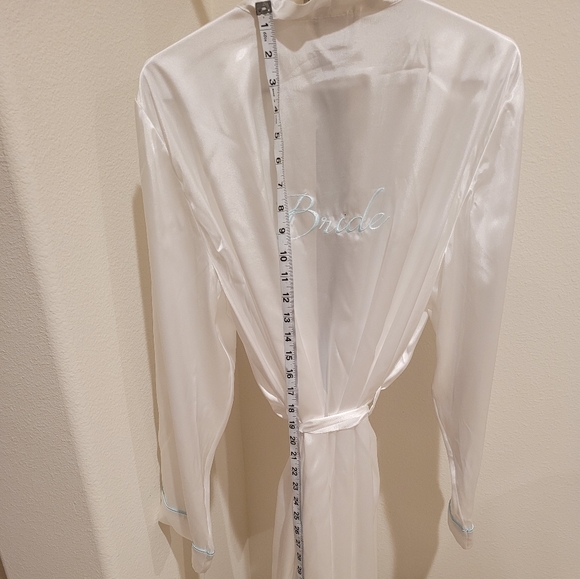 Embroidered "Bride" robe, size XL, NEW - Picture 4 of 10